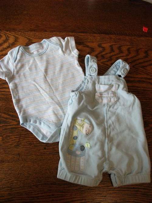 Very Cute! Blue Stripe Vest & Dungarees Set 0 - 3 Months