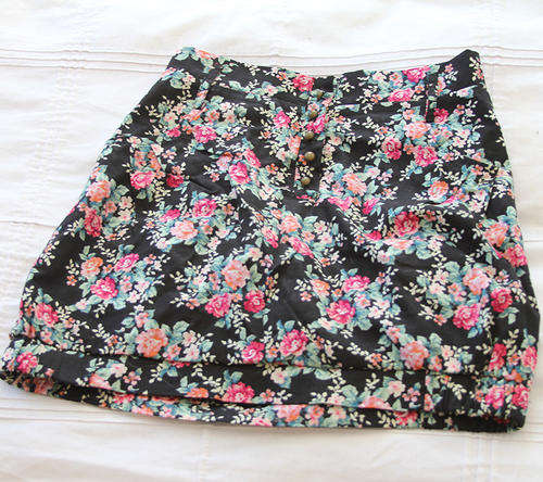 Sweet YDE Milla Floral skirt