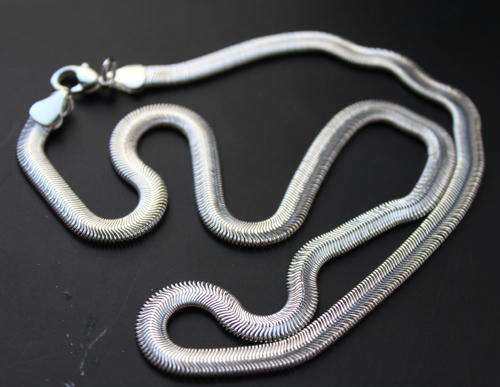 STERLING SILVER SNAKE NECKLACE!