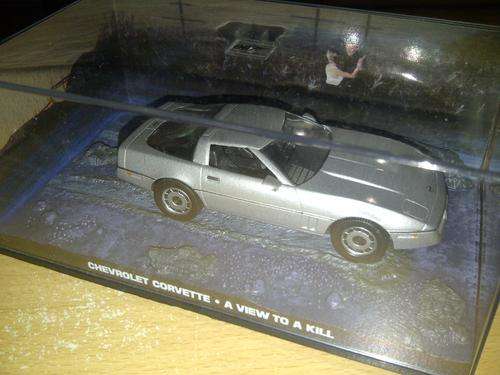 JAMES BOND COLLECTION 1:43 NO: 37 CHEVROLET CORVETTE