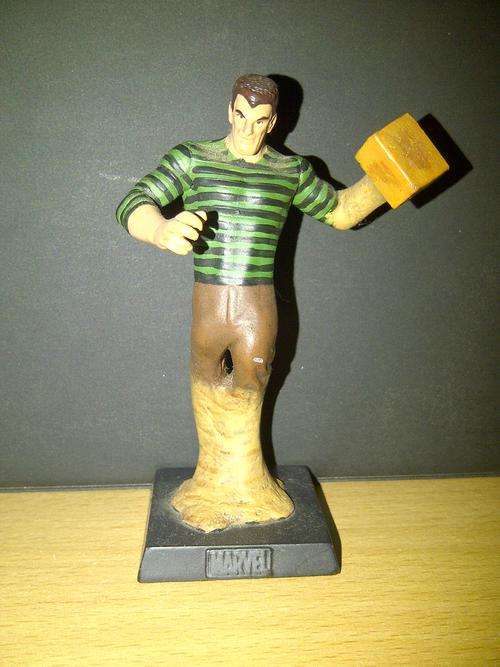 MARVEL FIGURINE CAST IN LEAD : SANDMAN