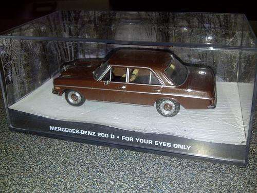 JAMES BOND COLLECTION 1:43 : NO 122 MERCEDES BENZ 200D -,FOR YOUR EYES ONLY