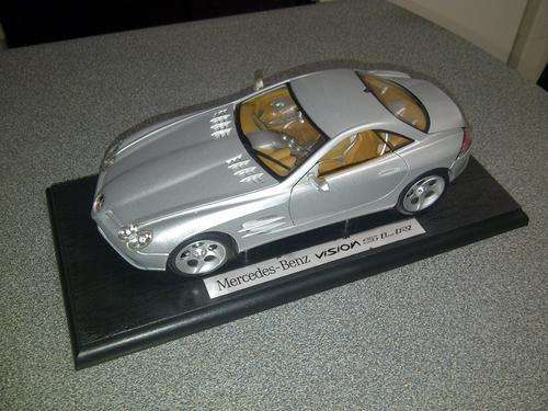 MERCEDES COLLECTION 1:18 MAISTO:  VISION SLR