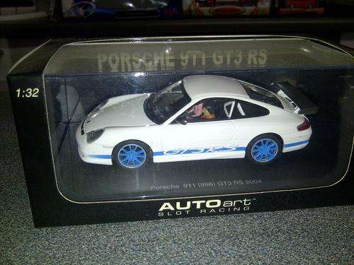 PORSCHE COLLECTION SCALE 1:32 : AUTO ART : PORSCHE 911 GT3 RS