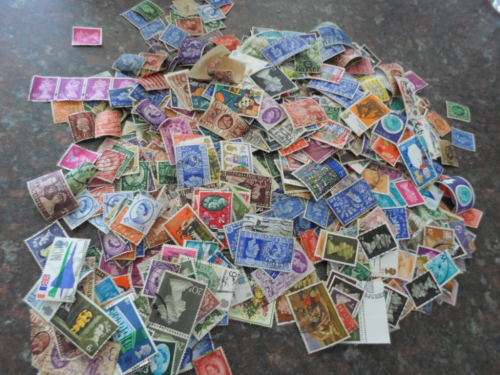 1000 X GREAT BRITAIN STAMPS OFF PAPER SEE PICS!!!!!!!!!!!