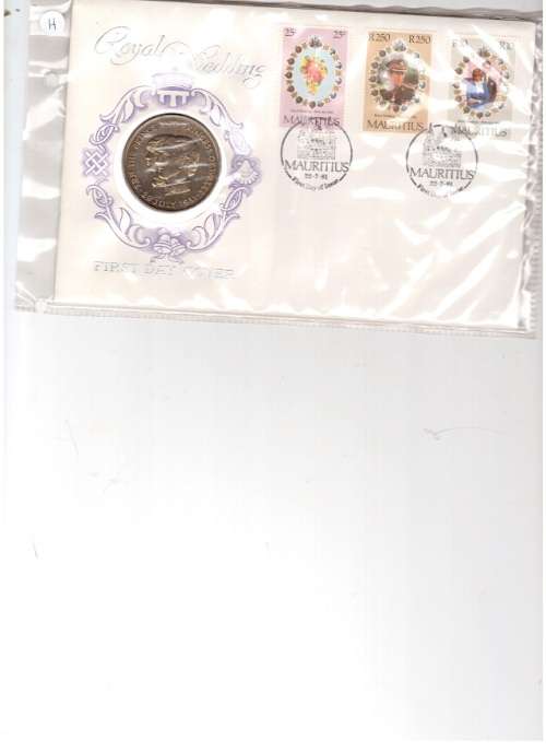 1981 ROYAL WEDDING MAURITIUS FIRST DAY COVER WITH CROWN SIZE COIN 10 RUPEES SEE PICS