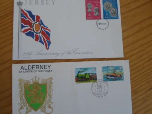 FOLDER 13 X GUERNSEY AND JERSEY FIRST DAY COVERS SEE PICS