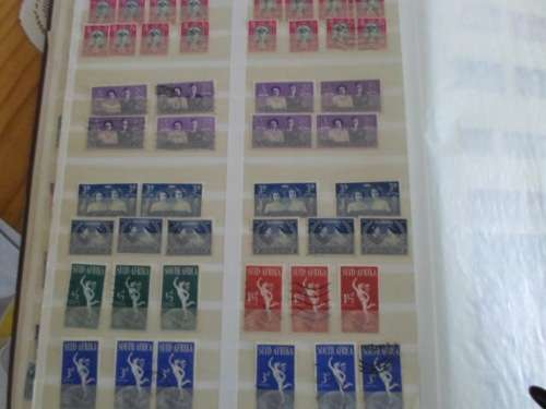 EXTRA LARGE ALBUM 60 FULL PAGES SA UNION AND RSA MINT/USED STAMPS GREAT LOT ONLY 15 PAGES SCANNED