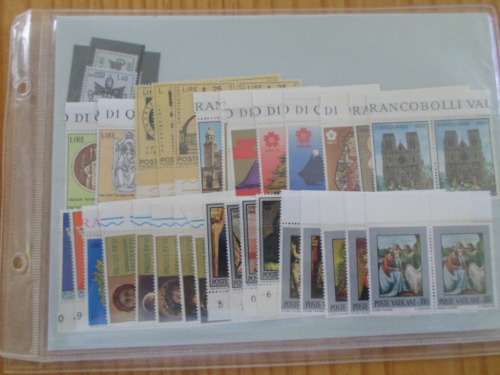 EUROPE VATICAN CITY MINT STAMP SETS BARGAIN FOR THE LOT SEE PICS