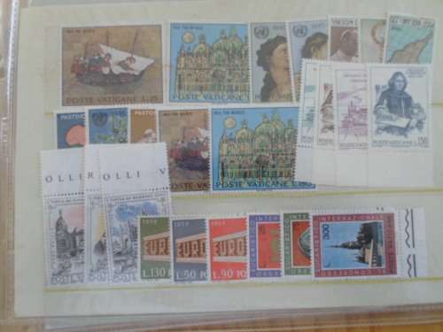 EUROPE VATICAN CITY MINT STAMP SETS BARGAIN FOR THE LOT SEE PICS