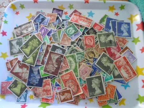 1000 X RSA AND GREAT BRITAIN USED OFF PAPER STAMPS SEE PICS