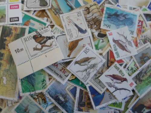 1000 X RSA AND GREAT BRITAIN USED OFF PAPER STAMPS SEE PICS