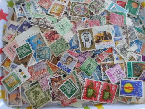 700 X MIXED WORLD STAMPS MINT AND USED GOOD VALUE SEE PICS