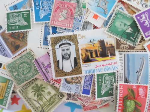700 X MIXED WORLD STAMPS MINT AND USED GOOD VALUE SEE PICS