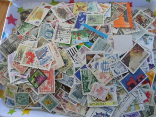 1000 X CANADA  AND MIXED WORLD STAMPS OFF PAPER SEE PICS