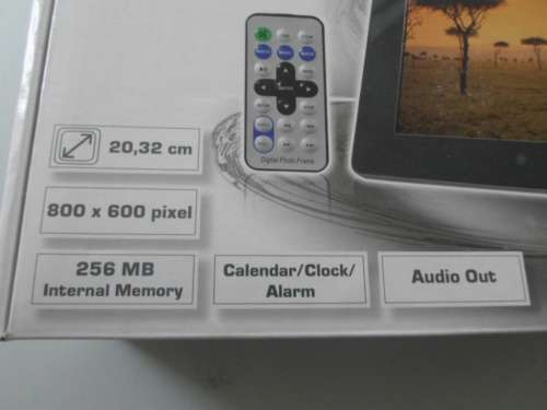 DIGITAL PHOTO FRAME HAMA 8.0 AS NEW SEE PICS