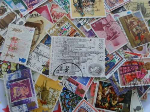 129 X GREAT BRITAIN USED STAMPS OFF PAPER NEAT LOT GOOD VALUE HERE SEE PICS