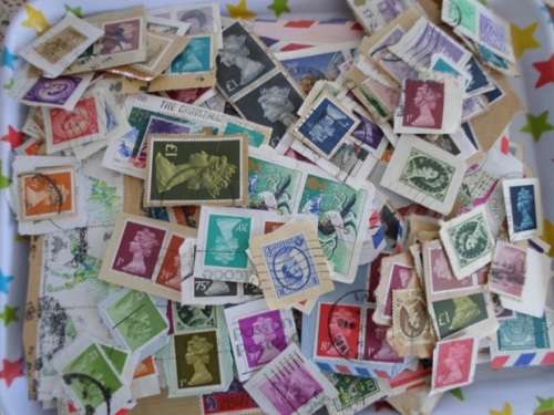 1000 X WORLD USED STAMPS ON PAPER NEAT LOT SEE PICS