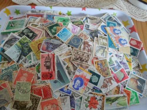 1000 X WORLD USED STAMPS OFF PAPER NEAT LOT SEE PICS