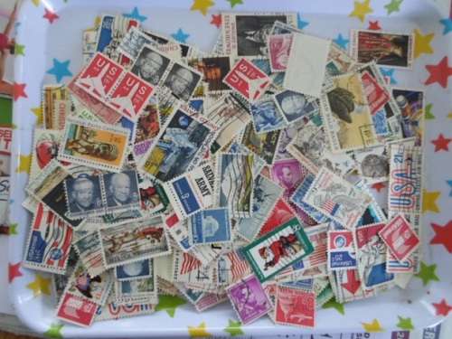 300 X UNITED STATES OF AMERICA USED OFF PAPER STAMPS GREAT LOT SEE PICS