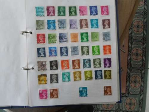LARGE FILE WORLD STAMPS NEAT LOT NOT ALL PAGES SCANNED SEE PICS