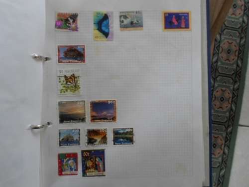 LARGE FILE WORLD STAMPS NEAT LOT NOT ALL PAGES SCANNED SEE PICS