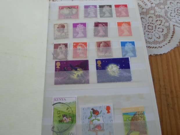 SMALL ALBUM MIXED WORLD STAMPS PLUS MANDELA MINT CONTROL BLOCK SEE PICS
