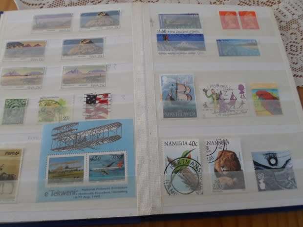 SMALL ALBUM MIXED WORLD STAMPS PLUS MANDELA MINT CONTROL BLOCK SEE PICS