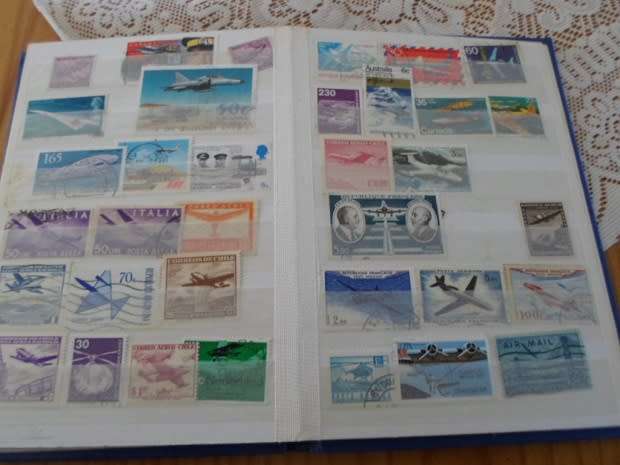 SMALL ALBUM MIXED WORLD STAMPS PLUS MANDELA MINT CONTROL BLOCK SEE PICS