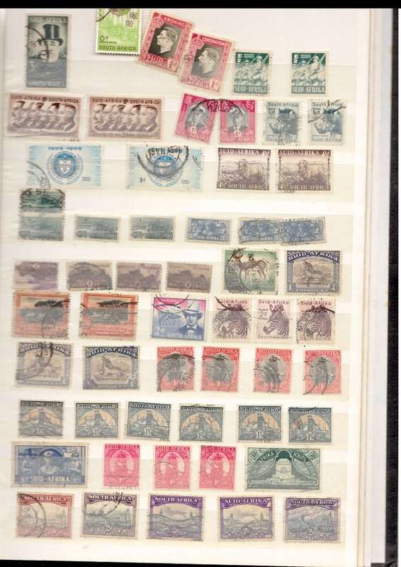 LARGE ALBUM MIXED WORLD USED AND MINT STAMPS 30 FULL PAGES 1320 STAMPS GREAT LOT SEE PICS