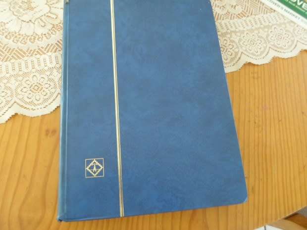 LARGE ALBUM WORLD STAMPS 24 FULL PAGES 1632 STAMPS GREAT LOT SEE PICS