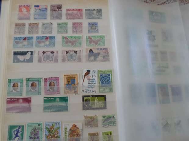 LARGE ALBUM WORLD STAMPS 24 FULL PAGES 1632 STAMPS GREAT LOT SEE PICS