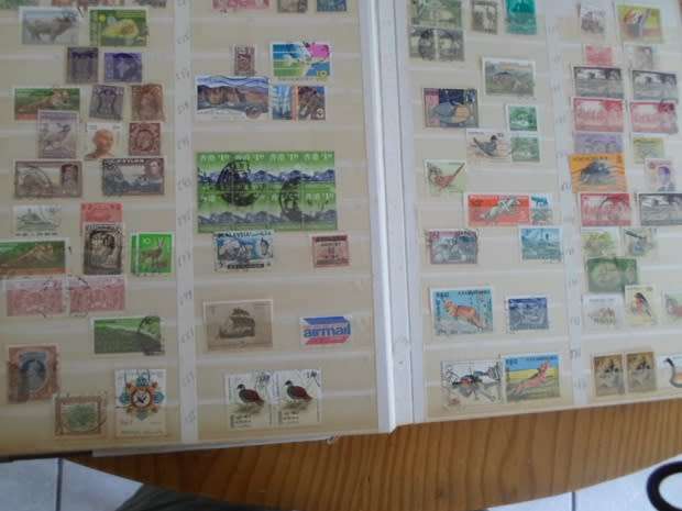 ALBUM MIXED WORLD STAMPS SOME HIGH VALUES SEE PICS