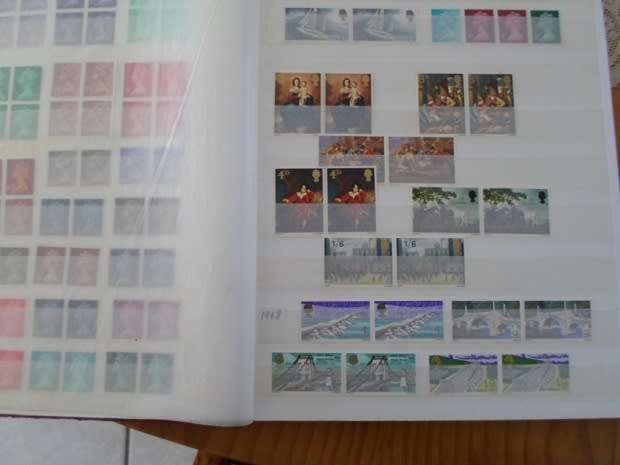 ALBUM GREAT BRITAIN 865 X MINT STAMPS 1936 TO 1992 GOOD VALUE SEE PICS