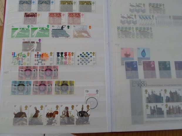 ALBUM GREAT BRITAIN 865 X MINT STAMPS 1936 TO 1992 GOOD VALUE SEE PICS
