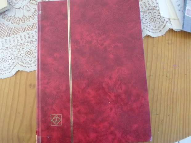 LARGE ALBUM RSA MINT STAMPS 2000 TO 2012 EXCELLENT COLLECTION CV R 7000 BARGAIN SEE PICS