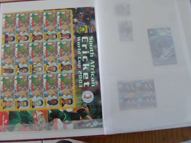 LARGE ALBUM RSA MINT STAMPS 2000 TO 2012 EXCELLENT COLLECTION CV R 7000 BARGAIN SEE PICS