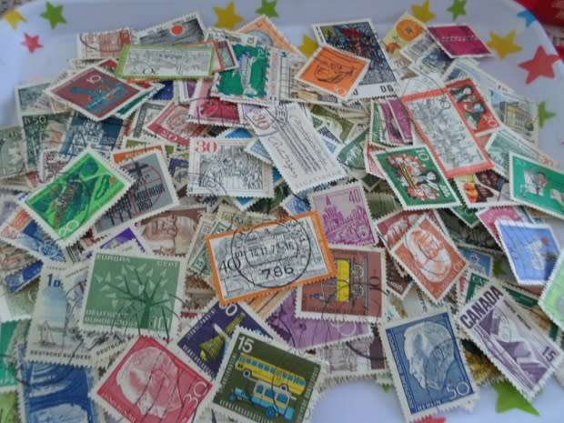 1500 X MIXED WORLD STAMPS OFF PAPER GOOD VALUE SEE PICS
