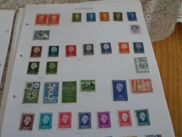 31 PAGES MIXED USED WORLD STAMPS SEE PICS