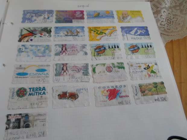 31 PAGES MIXED USED WORLD STAMPS SEE PICS