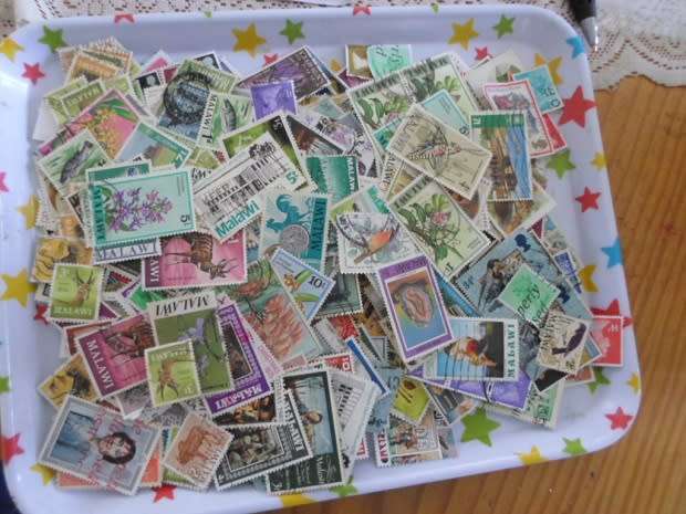 1000 X MIXED WORLD STAMPS OFF PAPER SEE PICS