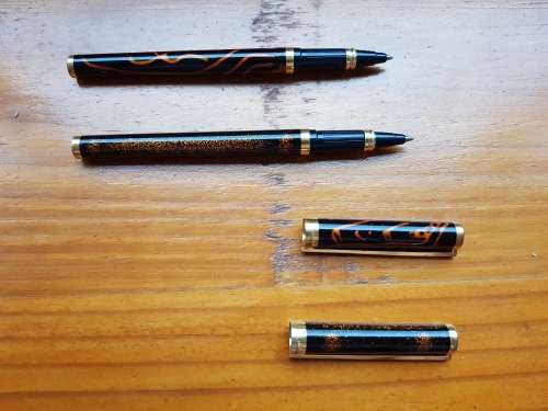 St DuPont Chinese Laque rollerball set