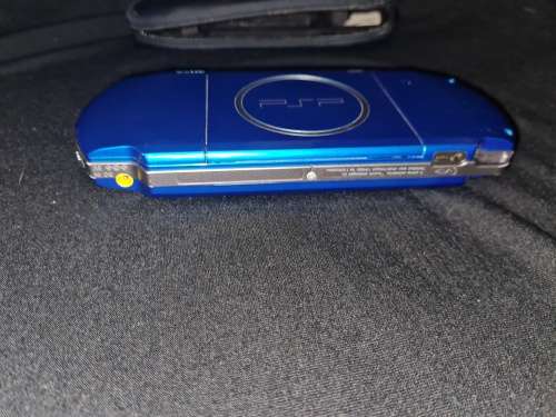 ***Please Read Description*** Sony PsP Slim (no battery or charger)