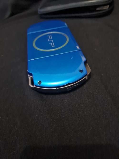 ***Please Read Description*** Sony PsP Slim (no battery or charger)