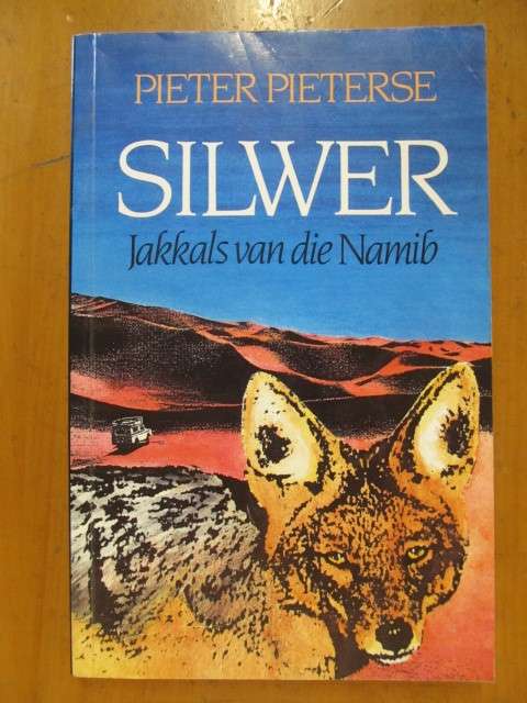 Pieter Pieterse  -  Silwer   Jakkals van die Namib