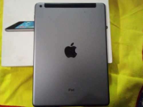 iPad Air WiFi + 4G + Box