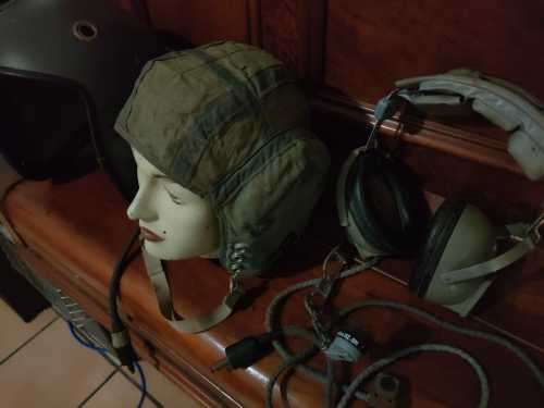 *** SAAF Pilots Helmet + RAF / SAAF Pilots Helmet Inner with Comms + SAAF Ear Phones ***