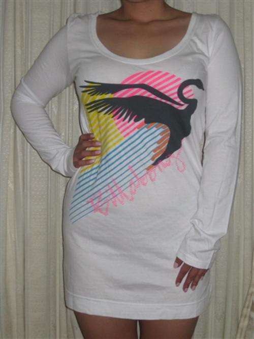 Authentic Brand New Bilabong Ladie's Hoodie Size 10