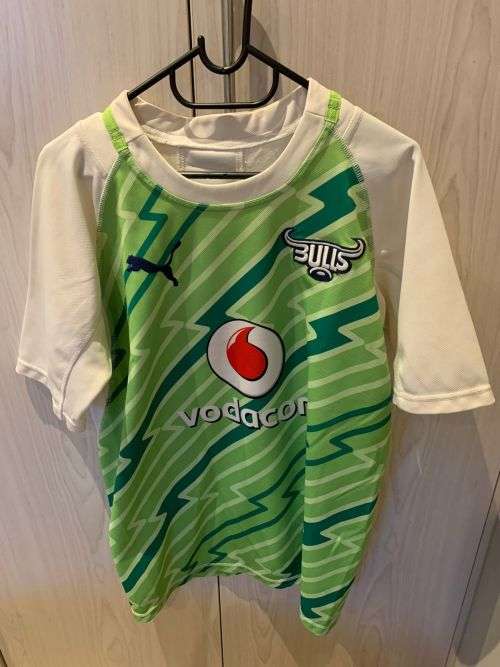 Bulls player issue Practice jersey.