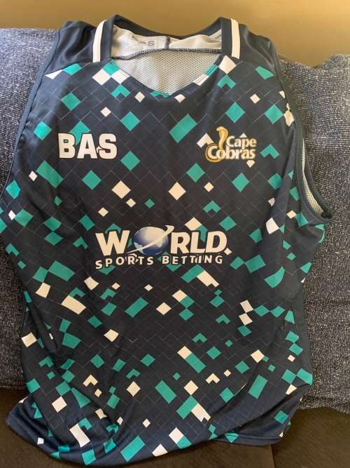 Cape Cobras Cricket Vest. like new. 2xl